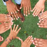 Campanhas apoiam projetos sociais do Rio de Janeiro com foco em crianças, adolescentes e idosos