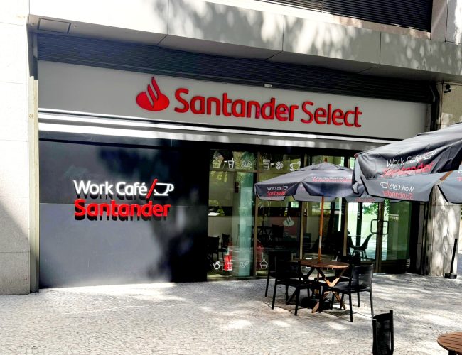 Novo modelo de agência-café do Santander estreia na Cidade Nova